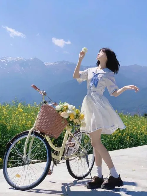 Gái xinh đời thường với thần thái rất đời