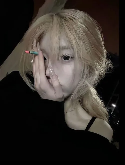 Ảnh gái xinh Douyin mang cảm giác bạn gái nhà bên cực dễ thương