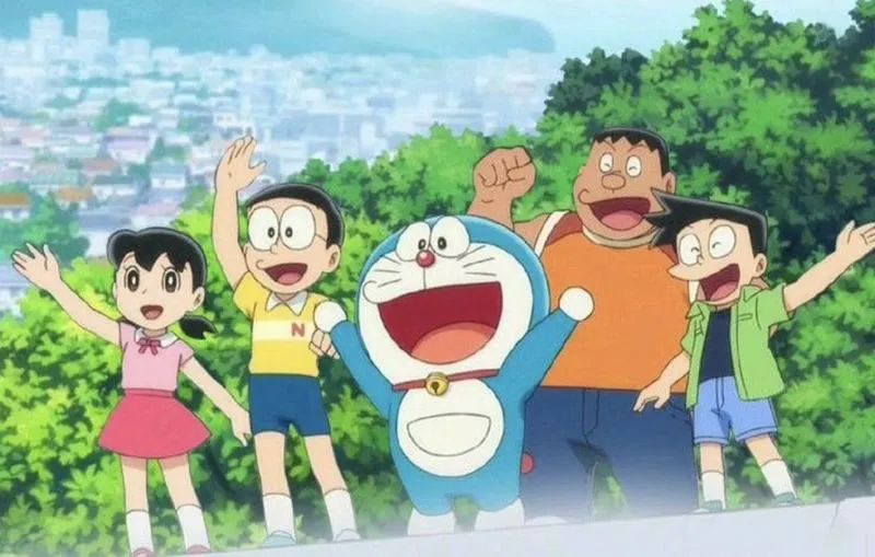 Hình nền anime Dora và nhóm bạn ở công viên xanh, Gian Suneo nổi bật, cảnh đông mà không rối