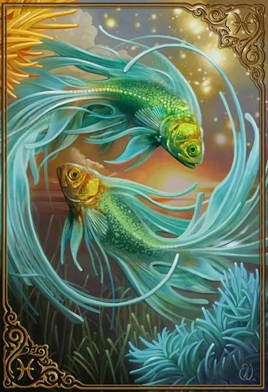 Góc bếp tối chỉ sáng bởi đèn trên bồn rửa, dòng nước chảy qua chiếc đĩa gốm vẽ cá tạo cảm giác bình yên kiểu sinh hoạt thường ngày và khá êm mắt