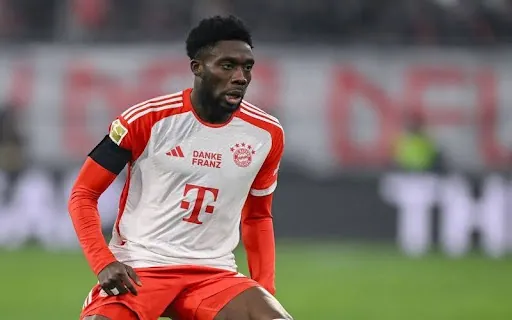 Alphonso Davies được đánh giá là hậu vệ cánh trái hay nhất hiện nay 
