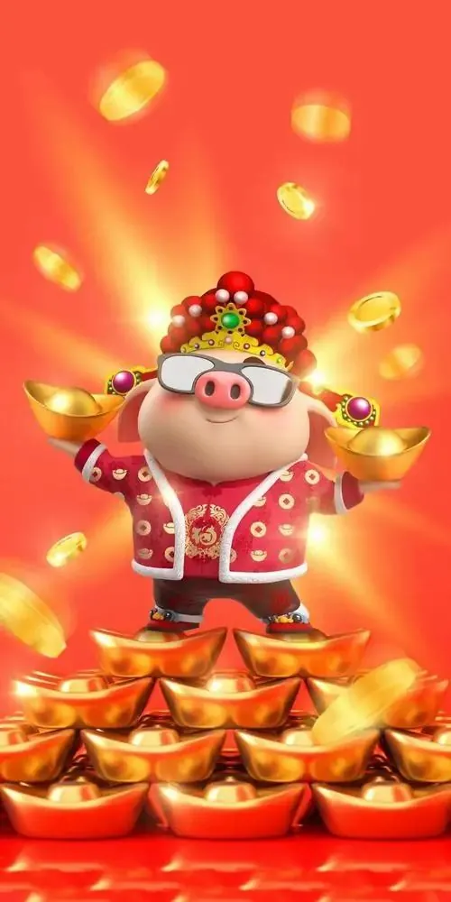 Heo vàng ngồi trước bàn thờ thần tài mini, hai tay ôm nén vàng và vẻ mặt hiền hòa giúp ảnh nền tuổi lợn toát lên không khí phong thủy, chiêu tài rất rõ