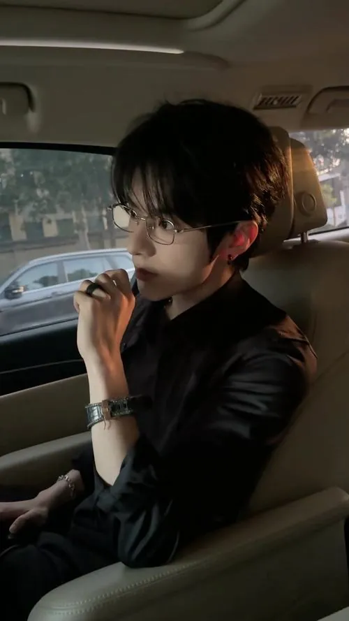 hinh nen nam than tong tai lanh lung cho may tinh 20