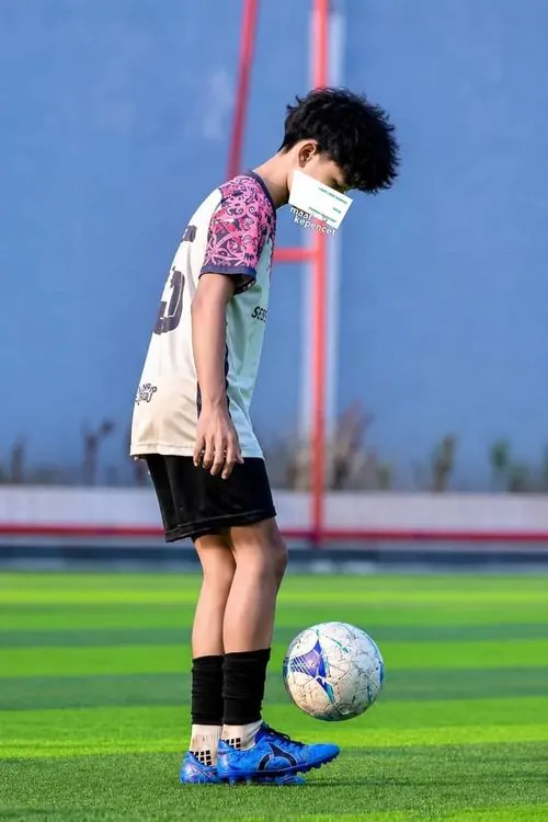 hinh nen trai dep san co che mat lam anh dai dien 19